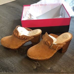 Vince Camuto New never worn suede mules/clogs. Size 7M